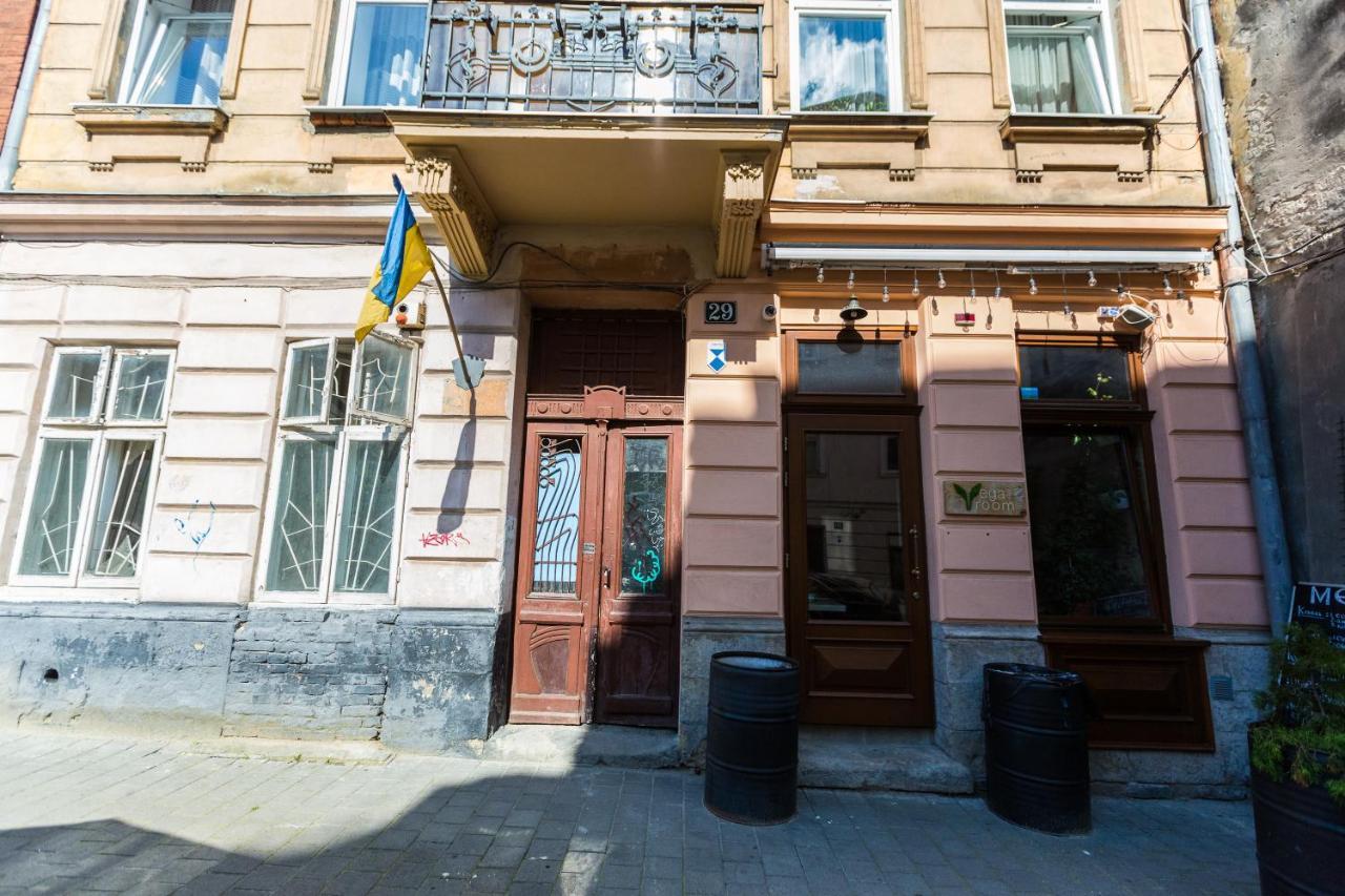 Квартира На Вулиці Федорова 29 Біля Площі Ринок Підвальна Lviv Extérieur photo